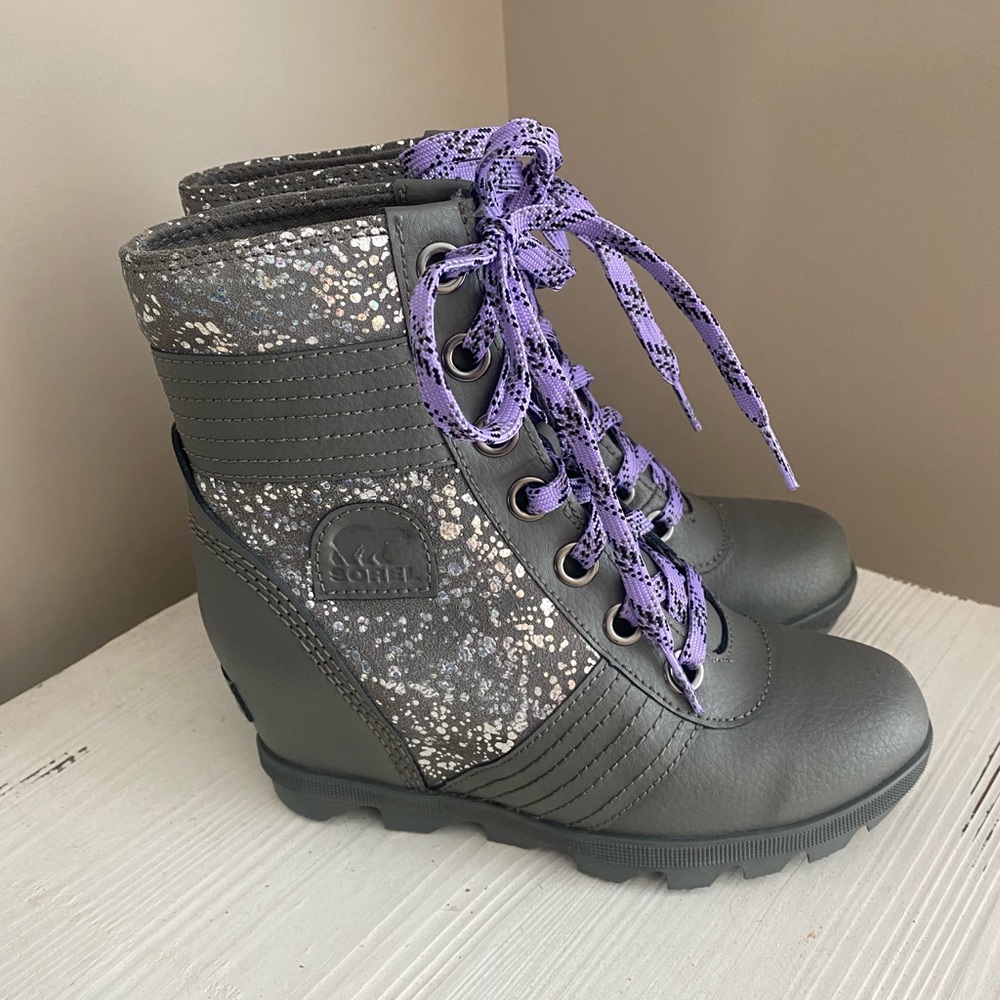 Sorel Lexie Wedge Boots - Girls Size 2